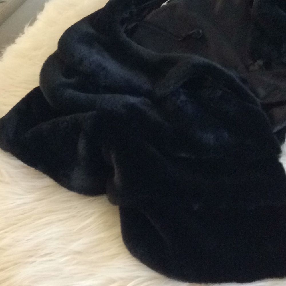 💞JESSICA Simpson 💞faux fur cape coat - Picture 8 of 8